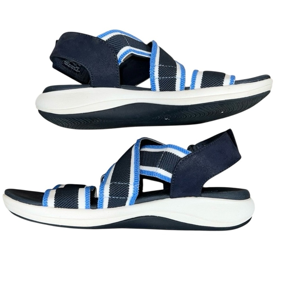 Cloudsteppers By Clarks Mira Lily Navy Blue Sandals Shoes NWT - Picture 3 of 5